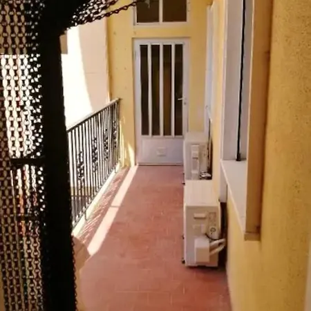 Apartamento 3 Bedrooms With City View Shared Pool And Furnished Balcony At 1 Km Away From The Beach *