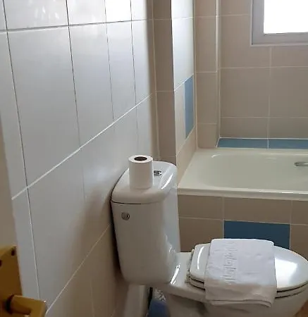 Apartamento 3 Bedrooms With City View Shared Pool And Furnished Balcony At 1 Km Away From The Beach